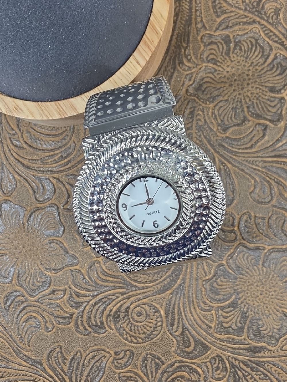 Vintage Silver Tone Textured Hinged Open Cuff Women's Bangle Watch